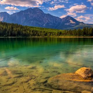 Lake desktop wallpaper