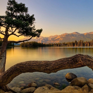 Lake desktop wallpaper