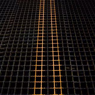 Black yellow 4k wallpaper