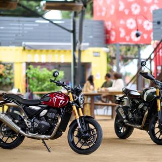 Triumph Scrambler 400 wallpaper