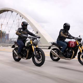 Triumph Scrambler 400 wallpaper