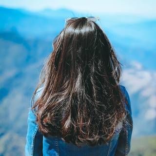 Girls back side wallpaper