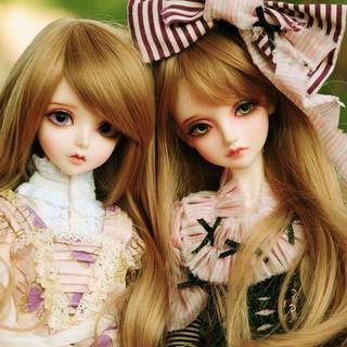Cartoon doll wallpaper