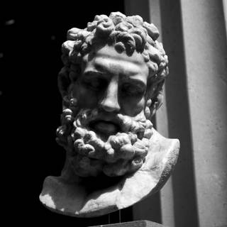 Statues 4k wallpaper