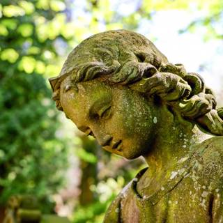 Statues 4k wallpaper