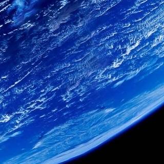 iPhone 4k blue wallpaper