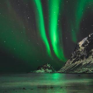 Northern light 4k wallpaper