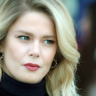 Burcu Biricik wallpaper