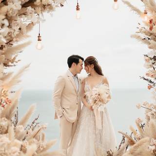 Beige wedding wallpaper