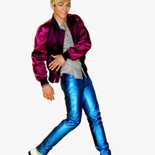 Ross Lynch and Laura Marano wallpaper