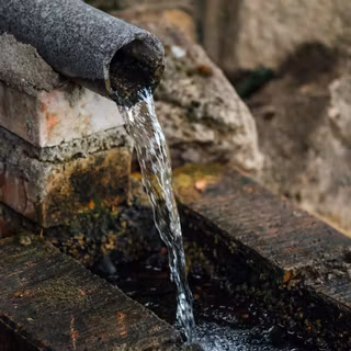 Water pipe wallpaper