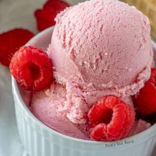 Raspberry ice cream wallpaper