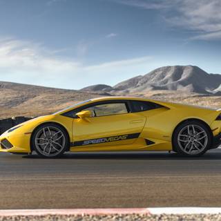 Yellow Lamborghini 4k wallpaper