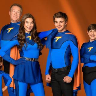 Phoebe Thunderman wallpaper