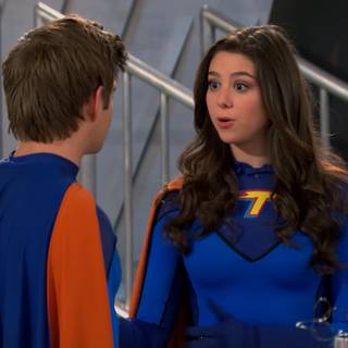 Phoebe Thunderman wallpaper