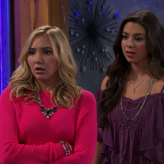 Phoebe Thunderman wallpaper