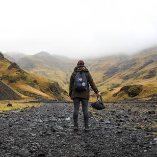 Woman walking wallpaper