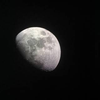 Half moon 4k wallpaper