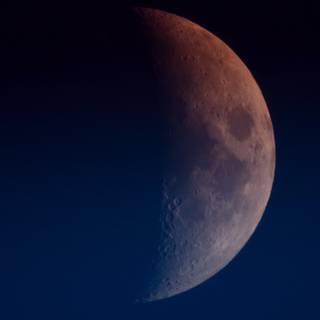 Half moon 4k wallpaper