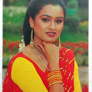 Padmini Kolhapure wallpaper