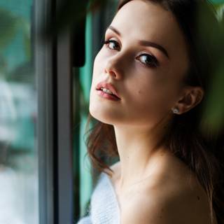 Face portrait wallpaper