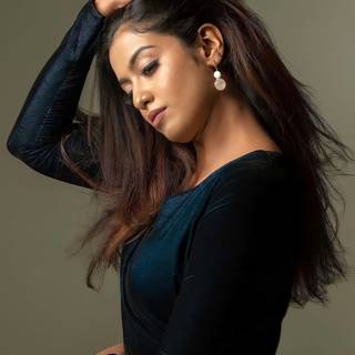 Roshini Haripriyan wallpaper