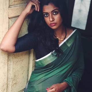 Roshini Haripriyan wallpaper