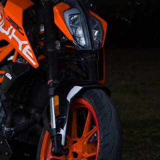 Duke 390 black wallpaper