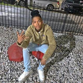 YNW Bortlen wallpaper