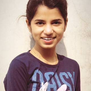 Maithili Thakur wallpaper