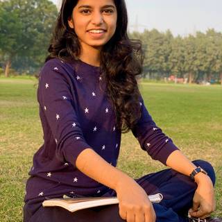 Maithili Thakur wallpaper