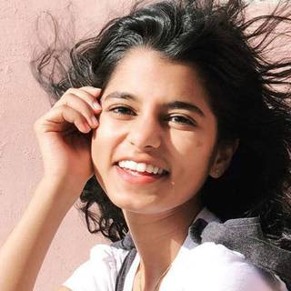 Maithili Thakur wallpaper