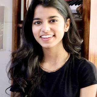 Maithili Thakur wallpaper