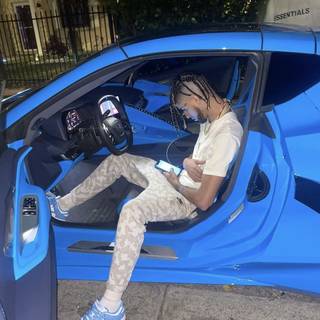 Yovngchimi wallpaper