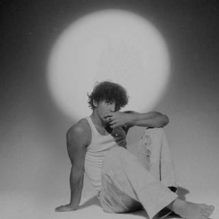 Benson Boone wallpaper