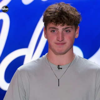 Benson Boone wallpaper