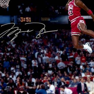 MJ dunking wallpaper