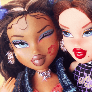 Bratz icons wallpaper
