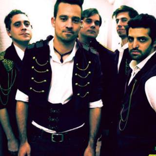 Tan Biónica wallpaper