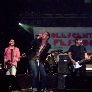 Tan Biónica wallpaper