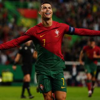 Cristiano Ronaldo free kick wallpaper