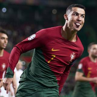 Cristiano Ronaldo free kick wallpaper