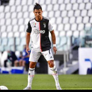 Cristiano Ronaldo free kick wallpaper