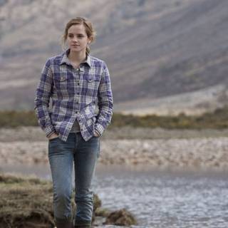 Casual wear wallpaper