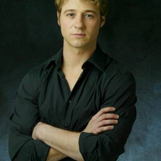 Ben McKenzie wallpaper