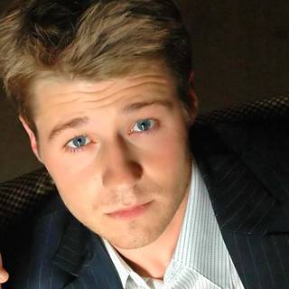 Ben McKenzie wallpaper