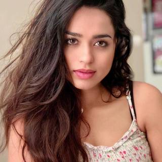 Soundarya Sharma wallpaper