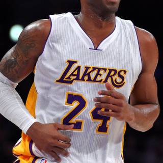 Lakers iPhone 14 Pro Max wallpaper