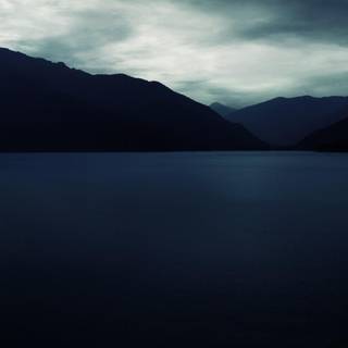 Calm dark wallpaper