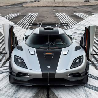 Koenigsegg 4k iPhone wallpaper